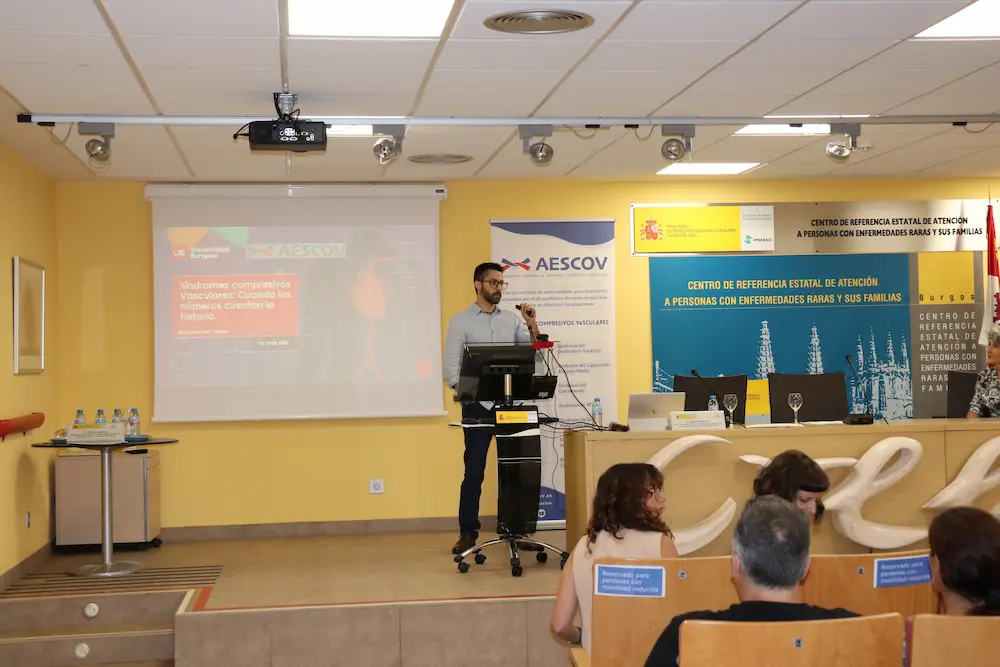 Primer Encuentro Presencial de Pacientes en el CREER - Foto 9